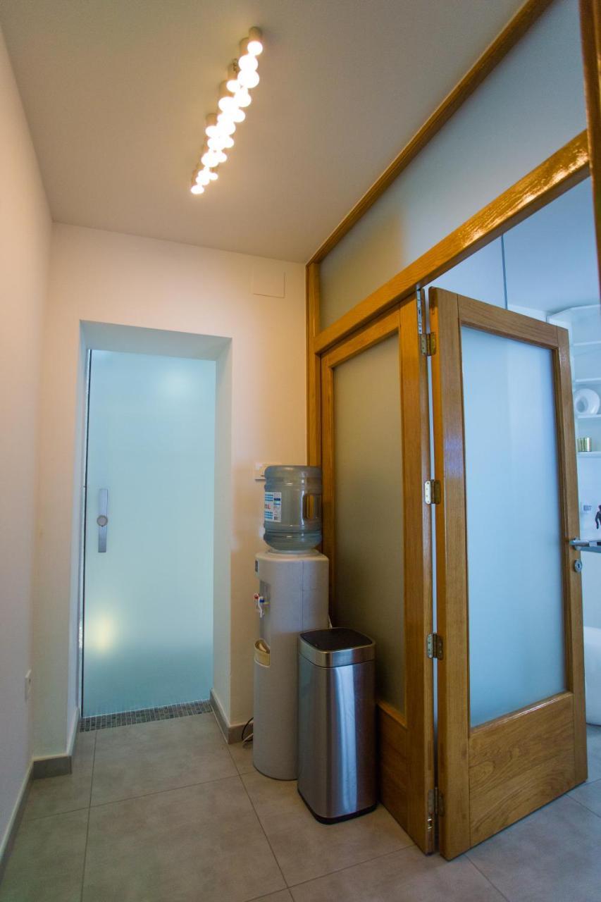 Apartment Plaza ----Wallbox 11Kw 16A ----- Private Spa- Jacuzzi, Infrared Sauna, Luxury Massage Chair, Parking, Entry With Pin 0 - 24H, Free Cancellation 24 Hours Before Check In Slavonski Brod Ngoại thất bức ảnh